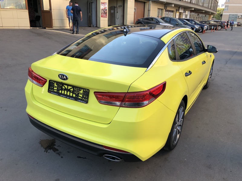 Покрыть желтым автовинилом для получения лицензии такси Москвы