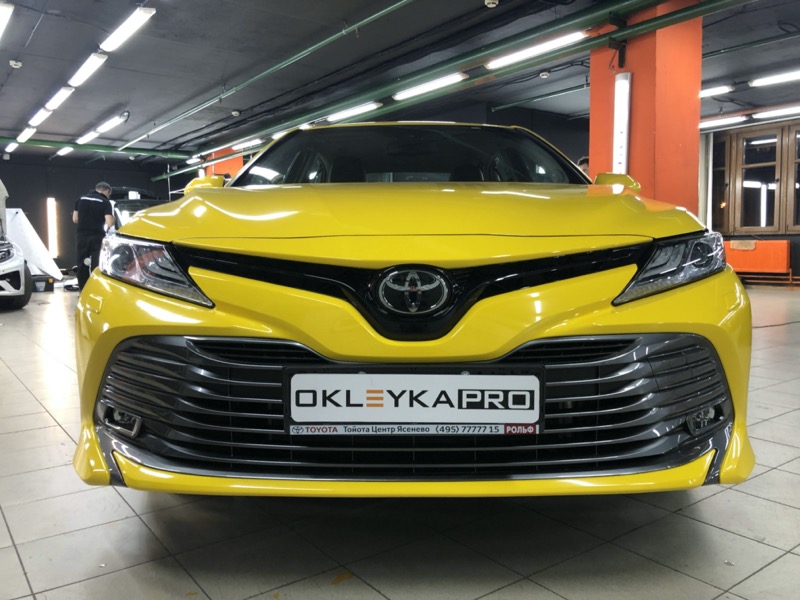 Toyota Camry покрытие в желтый цвет