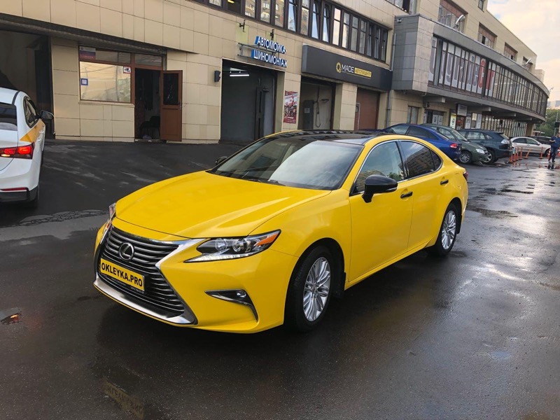 Оклейка авто в желтый цвет такси Лексус