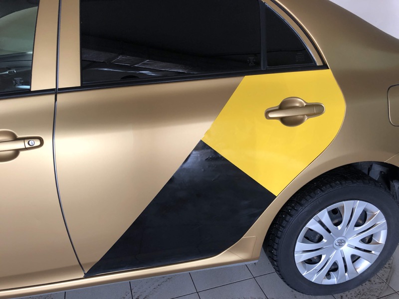 Магнитная оклейка брендирование Яндекс такси
